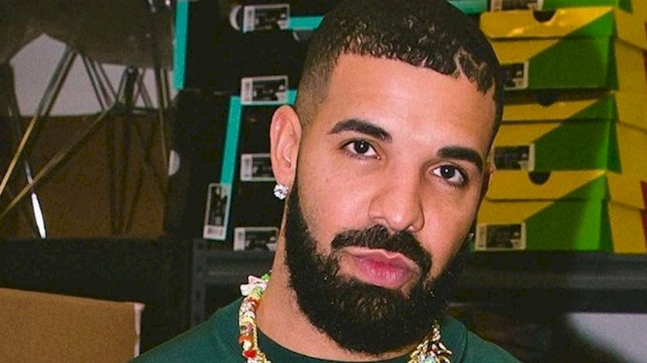 Drake dá mais de R$ 100 milénio a fã depois ‘pedra, papel e tesoura’