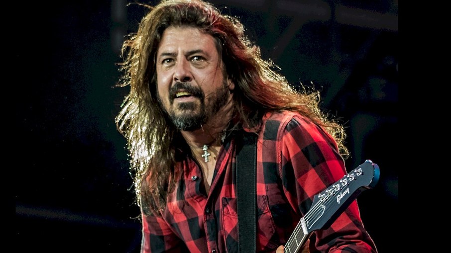 Depois escândalo, Dave Grohl voltará aos palcos em 2025