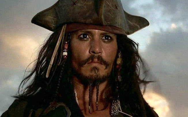 Disney pede desculpas e oferece bilhão para Johnny Depp voltar a ‘Piratas do Caribe’